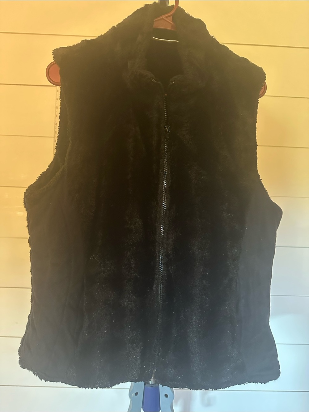 #81 Black Faux Fur Zip-Front Vest